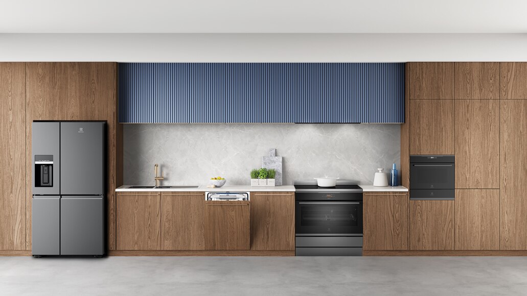 Electrolux 90cm freestanding oven discount with induction cooktop