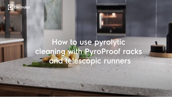 What is a Pyrolytic oven and how does it clean?