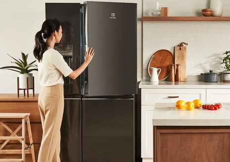 3 Smart Fridge Features To Help Reduce Food Wastage